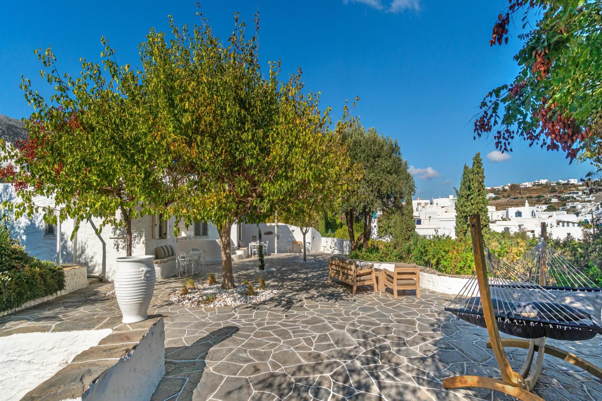 Rabagas Suites Luxury - In The Heart Of Sifnos Apollonia  Exterior photo